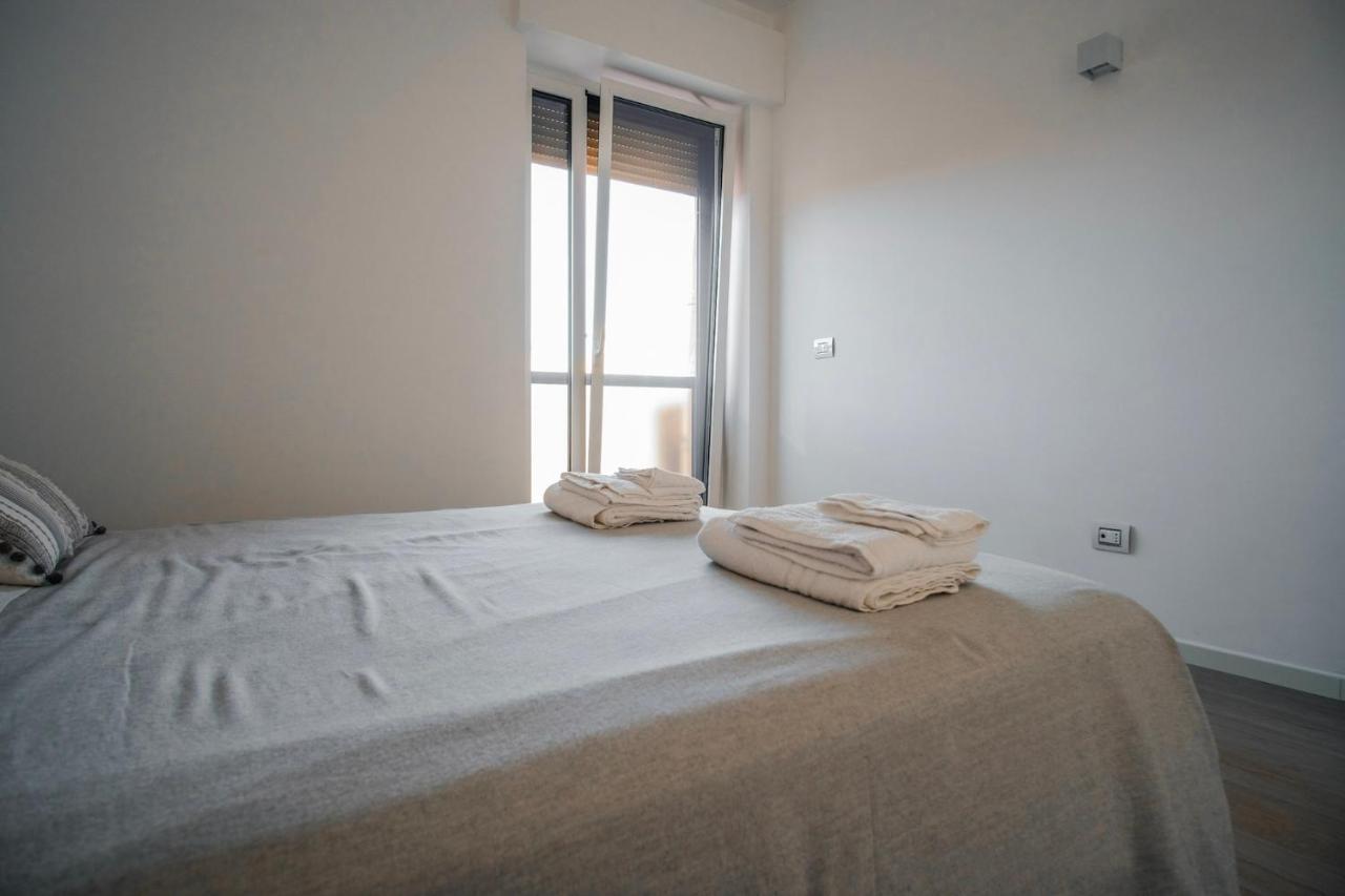 Rossani Suites&Aparts Bari Exteriör bild