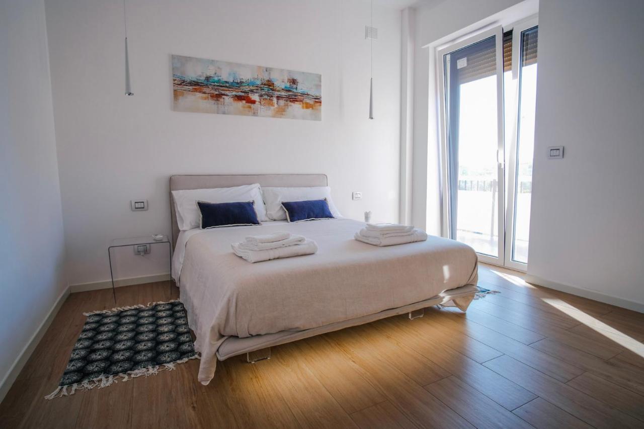Rossani Suites&Aparts Bari Exteriör bild