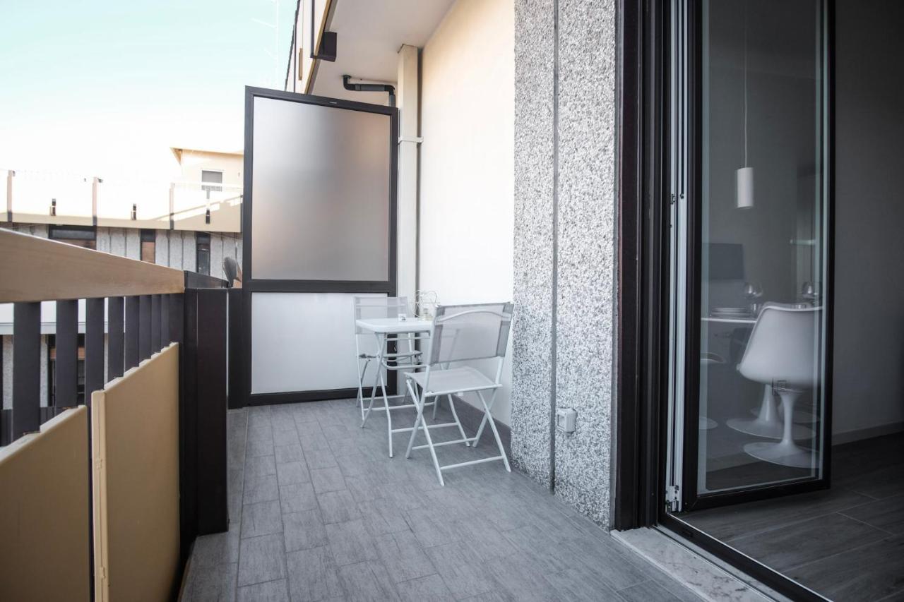 Rossani Suites&Aparts Bari Exteriör bild
