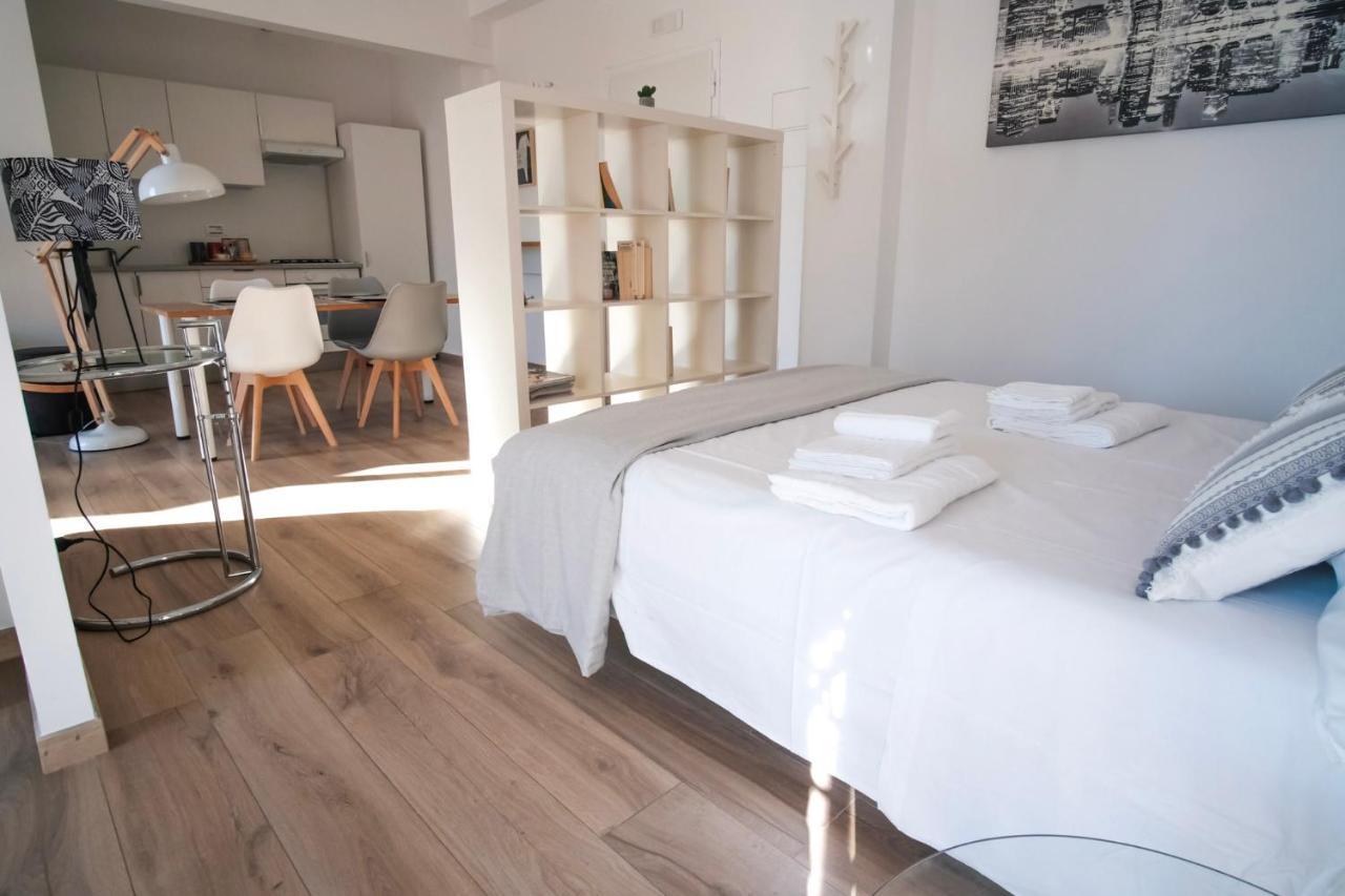 Rossani Suites&Aparts Bari Exteriör bild