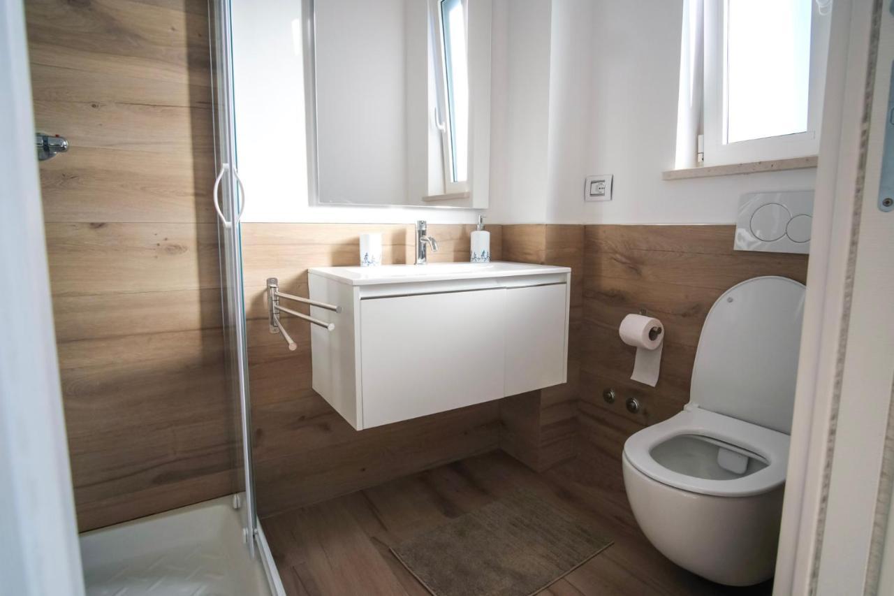 Rossani Suites&Aparts Bari Exteriör bild