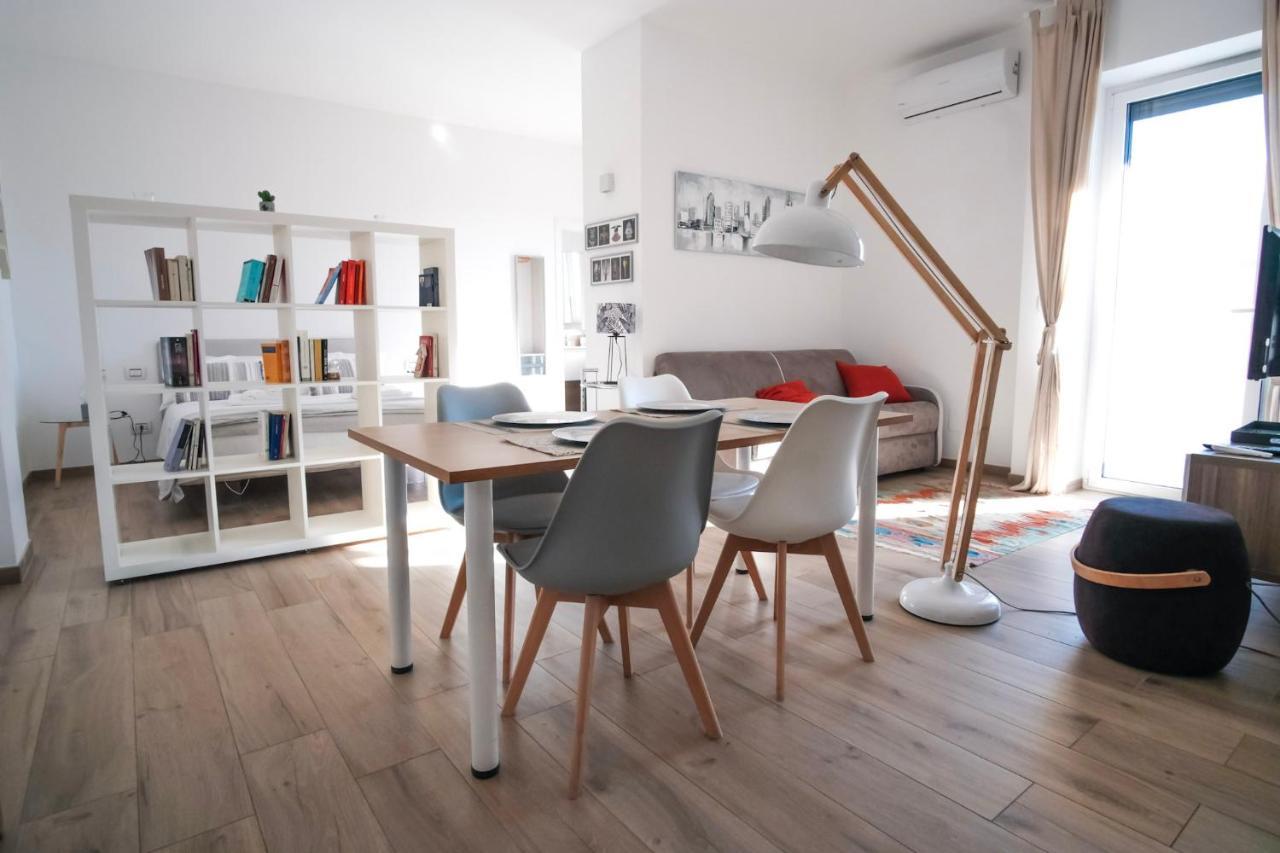 Rossani Suites&Aparts Bari Exteriör bild